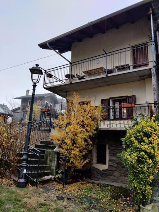The Golden Eagle - Chalet A Champdepraz Villa Aosta Luaran gambar