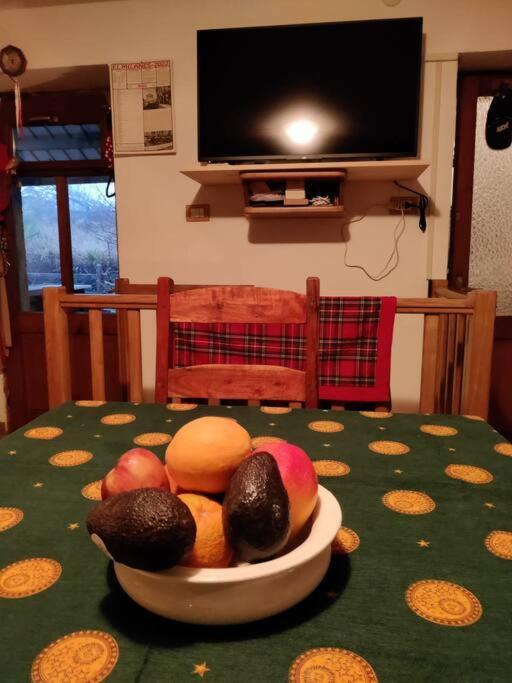 The Golden Eagle - Chalet A Champdepraz Villa Aosta Luaran gambar